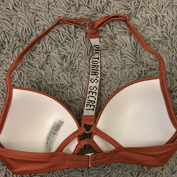 Victoria’s Secret Bikini Set - Picture 2 of 2